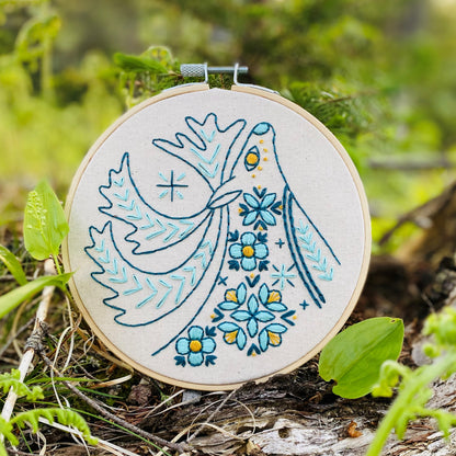 Caribou Complete Embroidery Kit