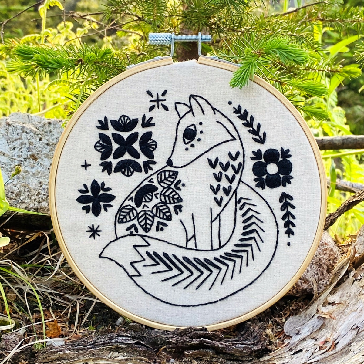 Folk Fox Embroidery PDF Download - English and French
