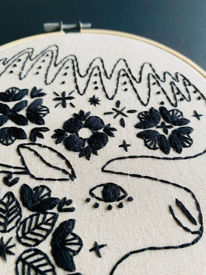 Folk Moose Embroidery PDF Download - English and French