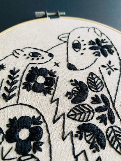 Folk Polar Bears Embroidery PDF Download - English and French